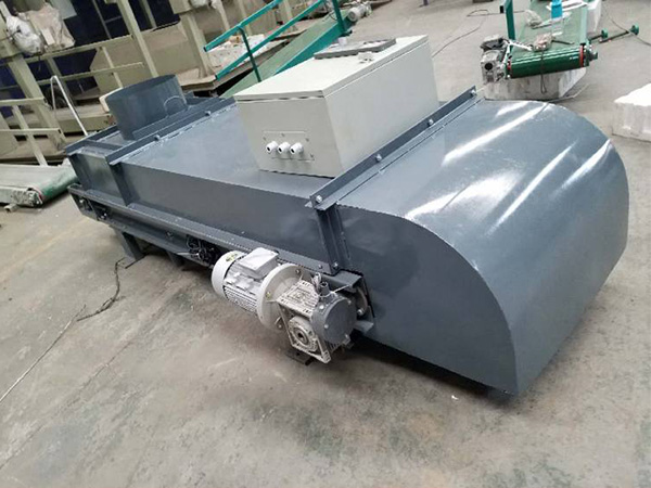 河南重型带式定量给料机